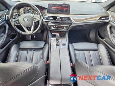 Zdjęcie 8 z 12 samochodu: 2018 BMW 530 I VIN:WBAJA5C54JWA37038 - miniatura