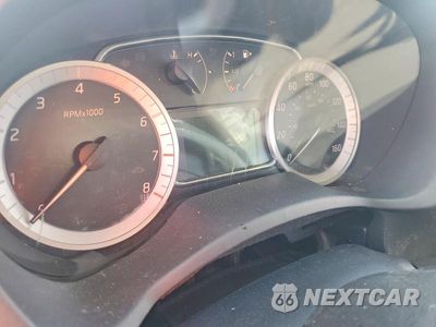 Zdjęcie 9 z 12 samochodu: 2015 NISSAN SENTRA S VIN:3N1AB7AP4FY324685 - miniatura