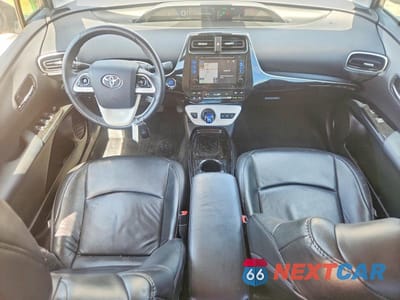 Zdjęcie 8 z 12 samochodu: 2018 TOYOTA PRIUS PRIME PLUS VIN:JTDKARFP6J3087174 - miniatura