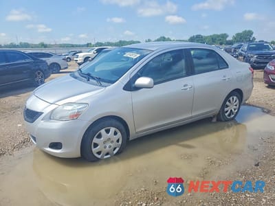 2012 TOYOTA YARIS FLEET JTDBT4K36C1418186 - główne zdjęcie licytacji z USA - miniatura