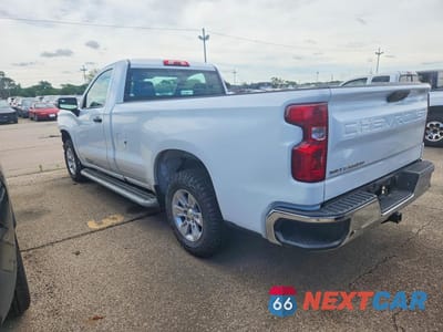 Drugie zdjęcie samochodu z przodu: 2023 CHEVROLET SILVERADO C1500 VIN:3GCNAAED3PG279891 - miniatura