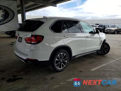 Trzecie zdjęcie samochodu z tyłu: 2017 BMW X5 SDRIVE35I VIN:5UXKR2C32H0X04646 - miniatura