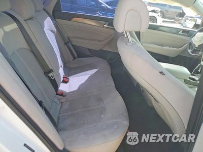 Zdjęcie 10 z 12 samochodu: 2017 HYUNDAI SONATA SPORT VIN:5NPE34AF7HH552519 - miniatura