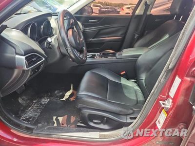 Zdjęcie 7 z 12 samochodu: 2017 JAGUAR XE VIN:SAJAR4BG9HA972697 - miniatura