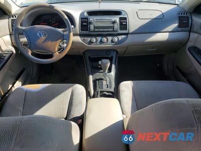 Zdjęcie 8 z 12 samochodu: 2006 TOYOTA CAMRY LE V6 VIN:4T1BF30KX6U626582 - miniatura