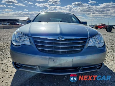 Piąte zdjęcie samochodu w środku: 2010 CHRYSLER SEBRING LIMITED VIN:1C3CC5FV4AN231111 - miniatura