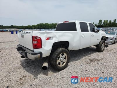 Trzecie zdjęcie samochodu z tyłu: 2010 CHEVROLET SILVERADO K2500 HEAVY DUTY LTZ VIN:1GC4KYB69AF134399 - miniatura