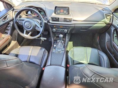 Zdjęcie 8 z 12 samochodu: 2018 MAZDA 3 TOURING VIN:3MZBN1V3XJM168081 - miniatura