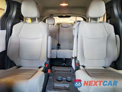 Zdjęcie 10 z 14 samochodu: 2025 TOYOTA SIENNA LE VIN:5TDBSKFC1SS206170 - miniatura