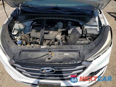 Zdjęcie 12 z 13 samochodu: 2017 HYUNDAI TUCSON NIGHT VIN:KM8J33A29HU535003 - miniatura