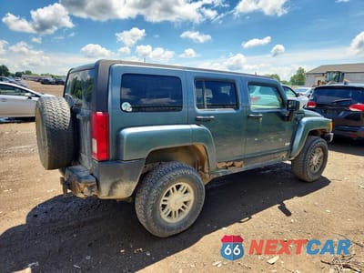 Trzecie zdjęcie samochodu z tyłu: 2007 HUMMER H3 VIN:5GTDN13E778233474 - miniatura