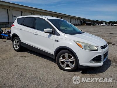 Czwarte zdjęcie samochodu z boku: 2015 FORD ESCAPE SE VIN:1FMCU0GX3FUC88002 - miniatura