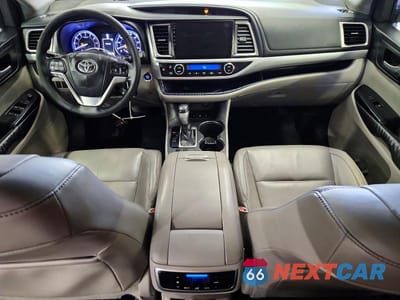 Zdjęcie 8 z 13 samochodu: 2015 TOYOTA HIGHLANDER XLE VIN:5TDJKRFH6FS081169 - miniatura