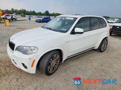 2013 BMW X5 XDRIVE35I 5UXZV4C53DL994234 - główne zdjęcie licytacji z USA - miniatura