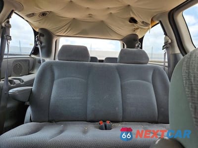 Zdjęcie 10 z 13 samochodu: 2005 DODGE GRAND CARAVAN SE VIN:1D4GP24R35B380660 - miniatura