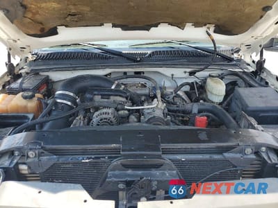 Zdjęcie 11 z 12 samochodu: 2004 CHEVROLET SILVERADO K3500 VIN:1GCJK33284F223001 - miniatura