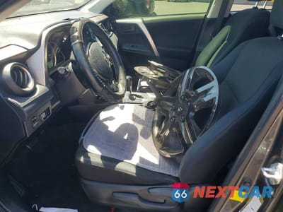 Zdjęcie 7 z 13 samochodu: 2015 TOYOTA RAV4 LE VIN:JTMZFREV6FD063295 - miniatura