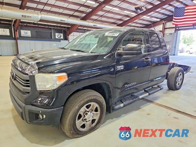 2015 TOYOTA TUNDRA 5TFUY5F1XFX428441 - główne zdjęcie licytacji z USA - miniatura