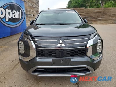 Piąte zdjęcie samochodu w środku: 2025 MITSUBISHI OUTLANDER SE VIN:JA4J4VA84SZ045395 - miniatura