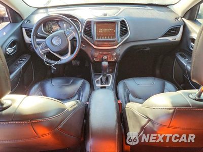 Zdjęcie 8 z 14 samochodu: 2017 JEEP CHEROKEE LIMITED VIN:1C4PJLDB5HW523046 - miniatura