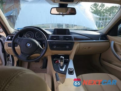 Zdjęcie 9 z 10 samochodu: 2012 BMW 328 I VIN:WBA3A5C53CF347108 - miniatura