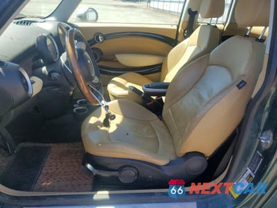 Zdjęcie 7 z 13 samochodu: 2009 MINI COOPER CLUBMAN VIN:WMWML33509TP98722 - miniatura