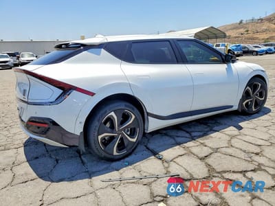 Trzecie zdjęcie samochodu z tyłu: 2023 KIA EV6 GT LINE VIN:KNDC4DLCXP5122117 - miniatura