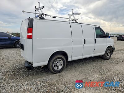 Trzecie zdjęcie samochodu z tyłu: 2019 CHEVROLET EXPRESS G2500 VIN:1GCWGAFB0K1317729 - miniatura