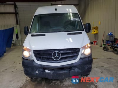 Piąte zdjęcie samochodu w środku: 2017 MERCEDES-BENZ SPRINTER 2500 VIN:WD3PE7CD9HP577257 - miniatura