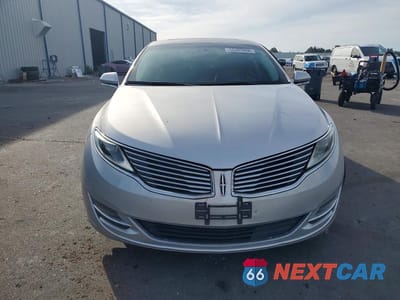 Piąte zdjęcie samochodu w środku: 2016 LINCOLN MKZ VIN:3LN6L2GK2GR633450 - miniatura