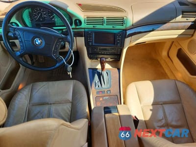 Zdjęcie 8 z 12 samochodu: 2001 BMW 740 IL VIN:WBAGH83451DP27940 - miniatura