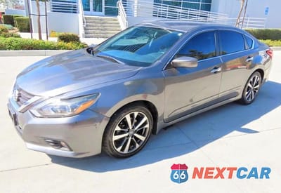 Drugie zdjęcie samochodu z przodu: 2017 NISSAN ALTIMA 2.5 SR VIN:1N4AL3AP9HC148138 - miniatura