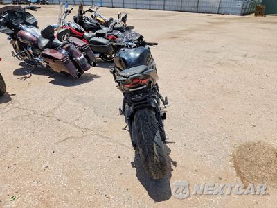 Czwarte zdjęcie samochodu z boku: 2026 KAWASAKI ZX636 K VIN:JKBZXJK15TA014348 - miniatura