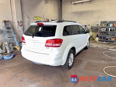 Czwarte zdjęcie samochodu z boku: 2018 DODGE JOURNEY SE VIN:3C4PDCAB7JT524948 - miniatura