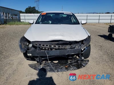 Piąte zdjęcie samochodu w środku: 2017 HYUNDAI ELANTRA SE VIN:5NPD84LF6HH086298 - miniatura