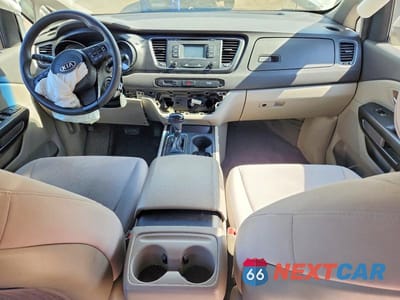 Zdjęcie 8 z 14 samochodu: 2016 KIA SEDONA L VIN:KNDMA5C13G6149722 - miniatura
