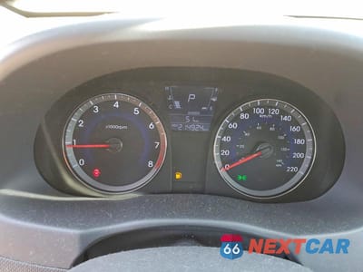 Zdjęcie 9 z 12 samochodu: 2013 HYUNDAI ACCENT GLS VIN:KMHCT4AE1DU297165 - miniatura