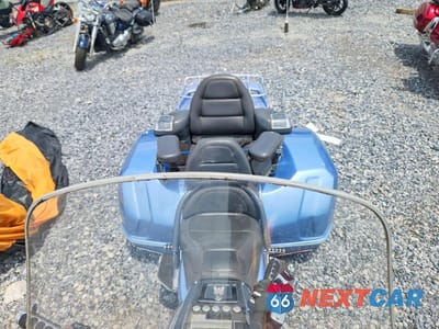 Piąte zdjęcie samochodu w środku: 1990 HONDA GL1500 VIN:1HFSC2206LA200930 - miniatura