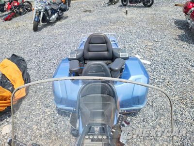Piąte zdjęcie samochodu w środku: 1990 HONDA GL1500 VIN:1HFSC2206LA200930 - miniatura
