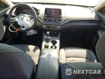 Zdjęcie 8 z 12 samochodu: 2019 NISSAN ALTIMA S VIN:1N4BL4BV5KC120903 - miniatura