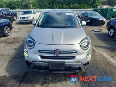 Piąte zdjęcie samochodu w środku: 2019 FIAT 500X TREKKING VIN:ZFBNFYB14KP786598 - miniatura