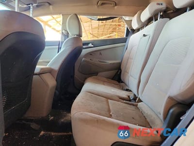 Zdjęcie 11 z 13 samochodu: 2020 HYUNDAI TUCSON VALUE VIN:KM8J33A49LU214542 - miniatura