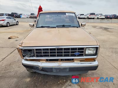 Piąte zdjęcie samochodu w środku: 1988 FORD RANGER SUPER CAB VIN:1FTCR14T9JPB25441 - miniatura