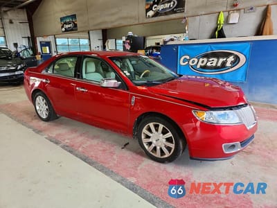 Czwarte zdjęcie samochodu z boku: 2010 LINCOLN MKZ VIN:3LNHL2GC5AR755003 - miniatura