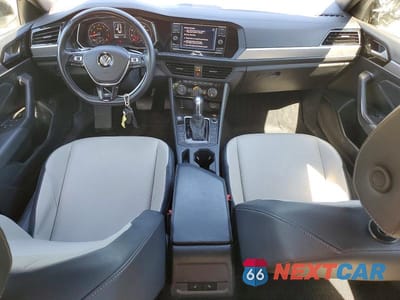 Zdjęcie 8 z 12 samochodu: 2019 VOLKSWAGEN JETTA S VIN:3VWCB7BU7KM247013 - miniatura
