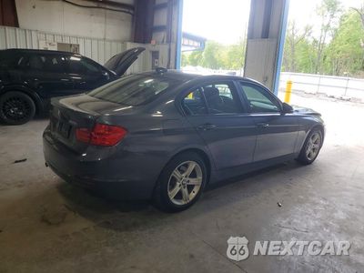 Trzecie zdjęcie samochodu z tyłu: 2014 BMW 328 XI SULEV VIN:WBA3B5C53EP540322 - miniatura