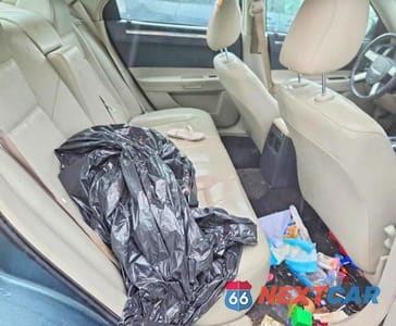 Zdjęcie 10 z 12 samochodu: 2006 CHRYSLER 300 TOURING VIN:2C3KA53G36H110870 - miniatura
