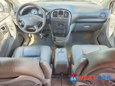 Zdjęcie 8 z 13 samochodu: 2007 DODGE GRAND CARAVAN SXT VIN:2D8GP44L37R223155 - miniatura