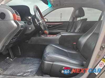 Zdjęcie 7 z 12 samochodu: 2008 LEXUS LS 460 VIN:JTHBL46F085068251 - miniatura
