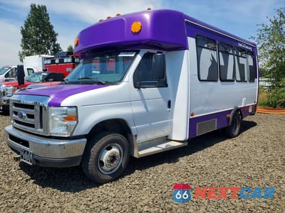 2017 FORD ECONOLINE E450 SUPER DUTY CUTAWAY VAN 1FDFE4FS7HDC05262 - główne zdjęcie licytacji z USA - miniatura
